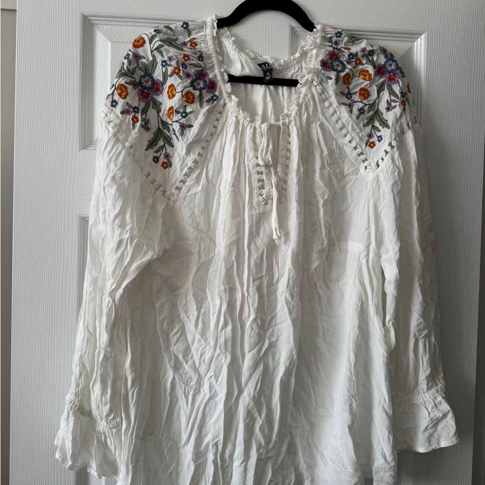 Embroidered White Women's Top
